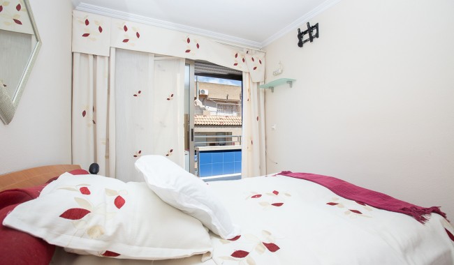 Resale - Apartment - Torrevieja - Beach