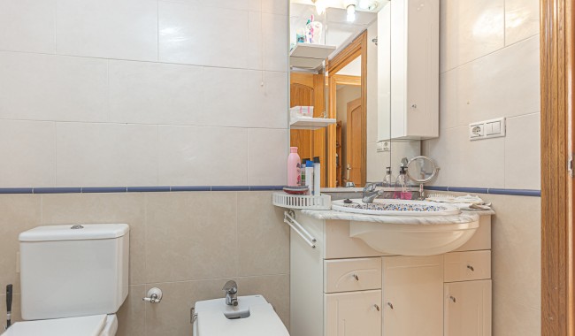 Resale - Apartment - Torrevieja - Beach