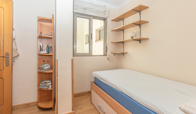 Resale - Apartment - Torrevieja - Beach
