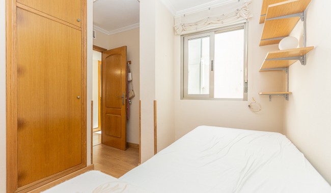 Resale - Apartment - Torrevieja - Beach