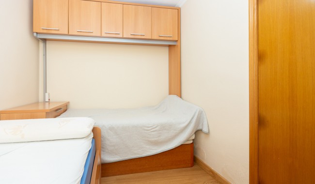 Resale - Apartment - Torrevieja - Beach