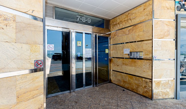 Resale - Apartment - Torrevieja - Beach