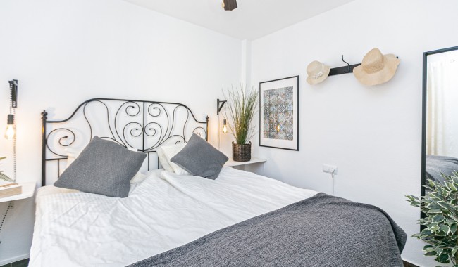 Resale - Townhouse - Torrevieja - Torretas