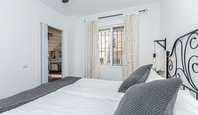 Resale - Townhouse - Torrevieja - Torretas