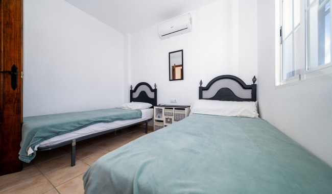Segunda mano - Villa - Playa Flamenca - Sportcentre