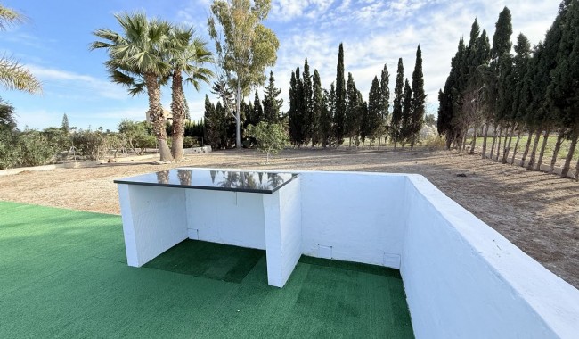 Begagnad - Finca - Dolores