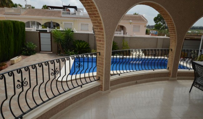 Begagnad - Villa - Benijófar