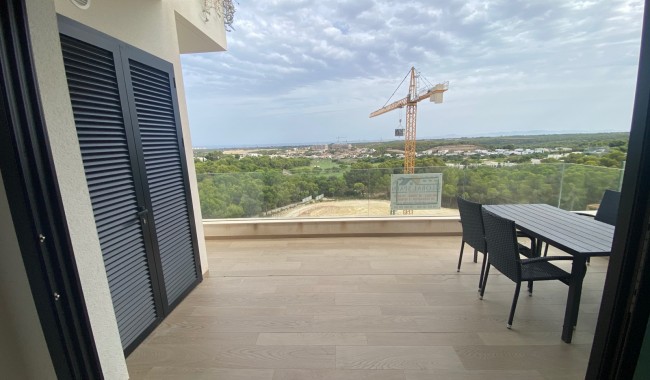 Resale - Apartment - Las Colinas Golf Resort