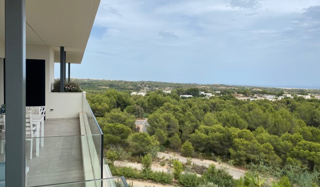 Resale - Apartment - Las Colinas Golf Resort