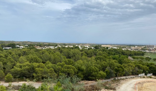 Resale - Apartment - Las Colinas Golf Resort