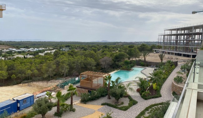 Resale - Apartment - Las Colinas Golf Resort
