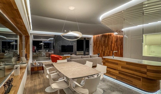 Resale - Apartment - Las Colinas Golf Resort