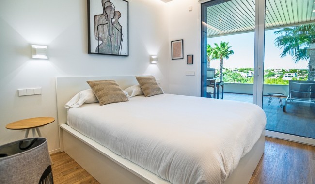 Resale - Apartment - Las Colinas Golf Resort