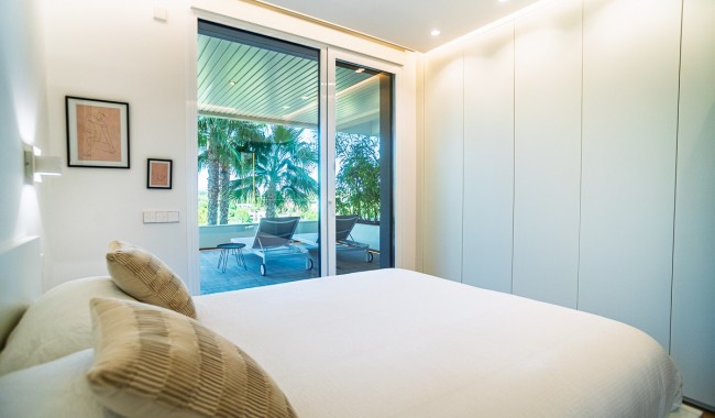 Resale - Apartment - Las Colinas Golf Resort
