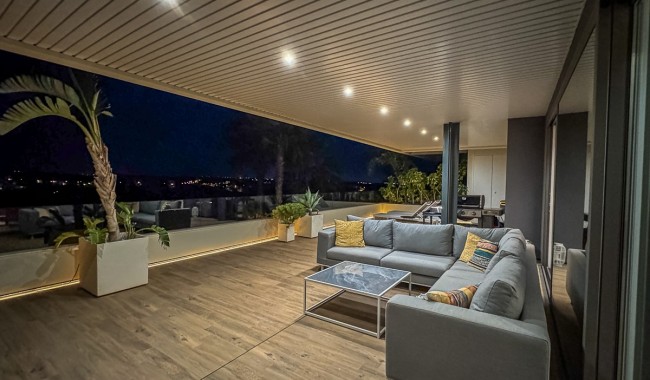 Resale - Apartment - Las Colinas Golf Resort