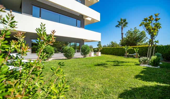 Resale - Apartment - Las Colinas Golf Resort