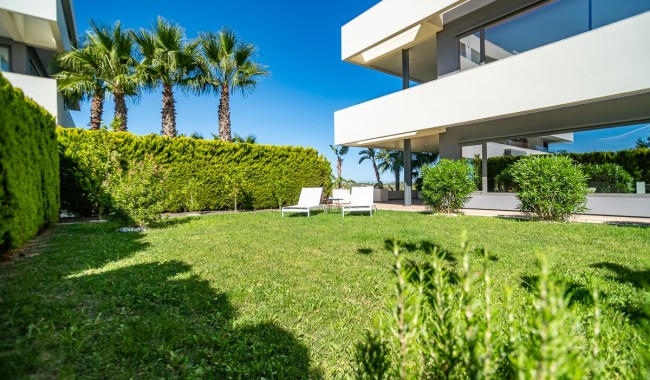 Resale - Apartment - Las Colinas Golf Resort