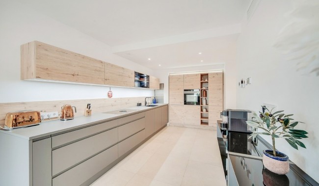 Resale - Villa - Palma de Mallorca - Son Vida