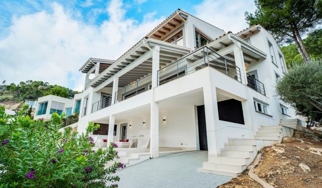 Resale - Villa - Palma de Mallorca - Son Vida