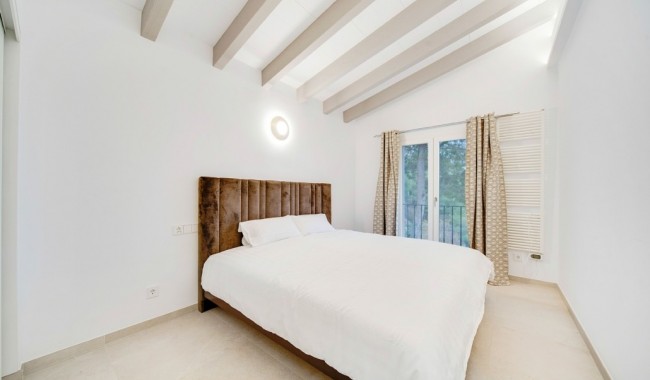 Resale - Villa - Palma de Mallorca - Son Vida