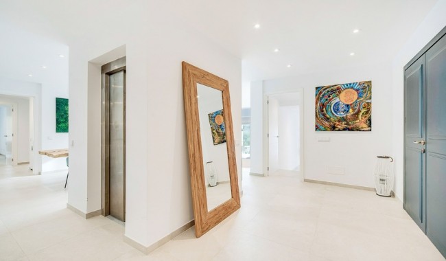 Resale - Villa - Palma de Mallorca - Son Vida