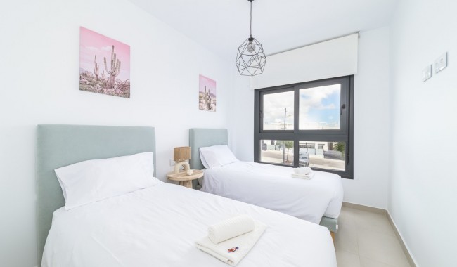 Resale - Apartment - Pilar de La Horadada
