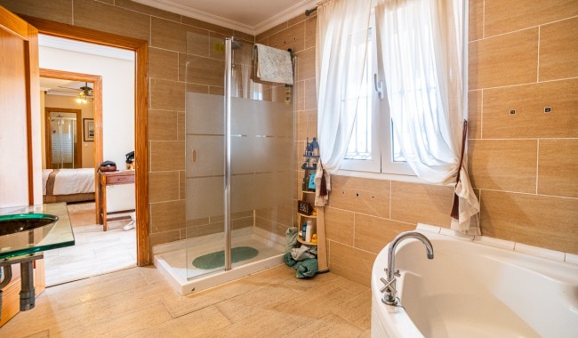 Resale - Villa - Torrevieja - LOS BALCONES - LOS ALTOS