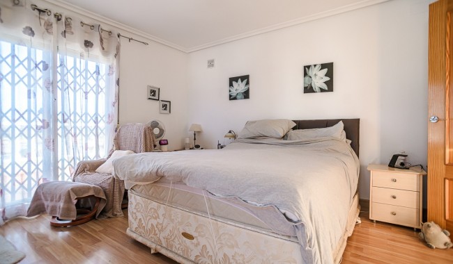 Resale - Villa - Torrevieja - LOS BALCONES - LOS ALTOS