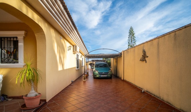 Resale - Villa - Torrevieja - LOS BALCONES - LOS ALTOS
