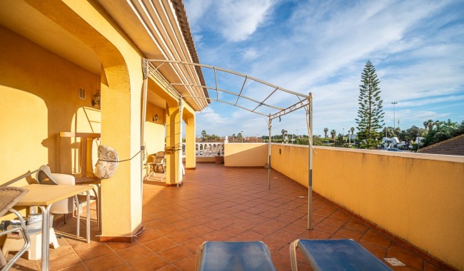 Resale - Villa - Torrevieja - LOS BALCONES - LOS ALTOS