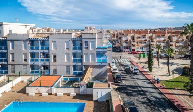 Lägenhet - Begagnad - Torrevieja - Calas Blancas