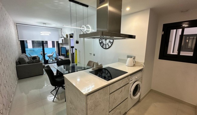 Segunda mano - Apartamento - Torrevieja - Calas Blancas