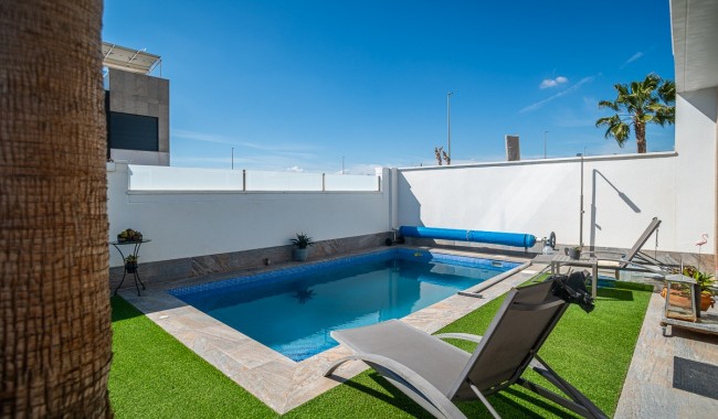 Brukt - Villa - Pilar de La Horadada