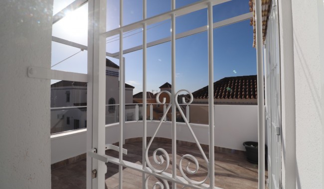Begagnad - Villa - Orihuela Costa - Villamartín