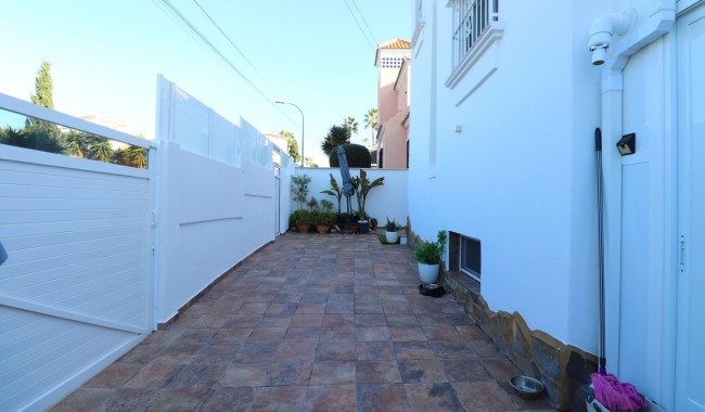 Begagnad - Villa - Orihuela Costa - Villamartín