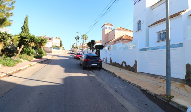 Begagnad - Villa - Orihuela Costa - Villamartín