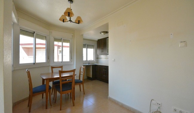 Resale - Apartment - Guardamar