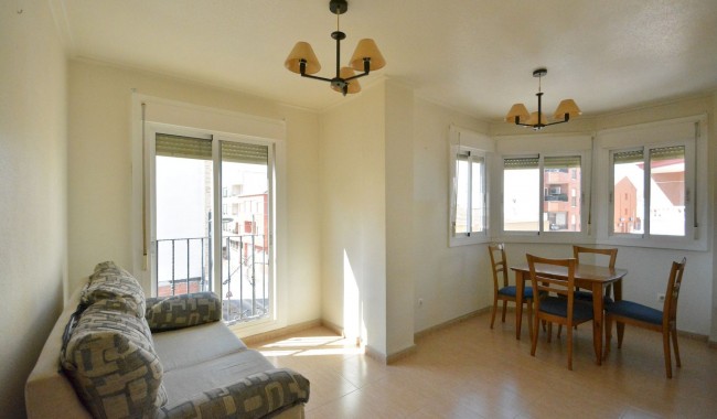 Resale - Apartment - Guardamar