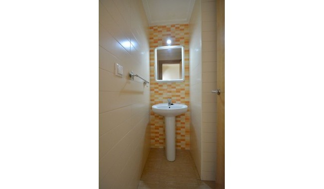 Resale - Apartment - Guardamar