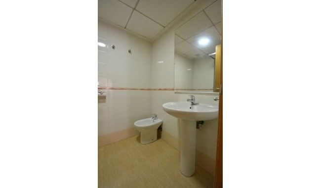 Resale - Apartment - Guardamar