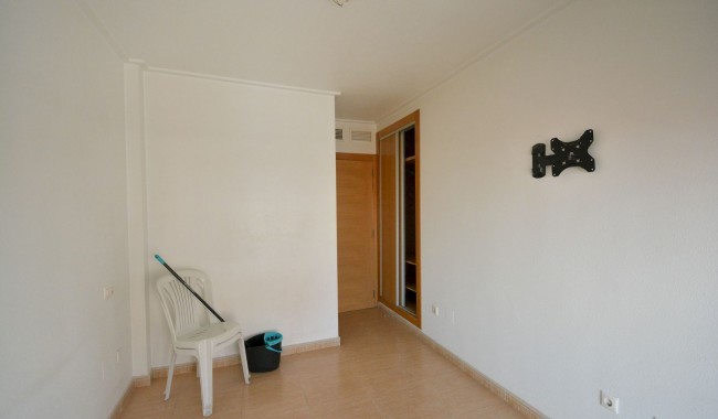Resale - Apartment - Guardamar