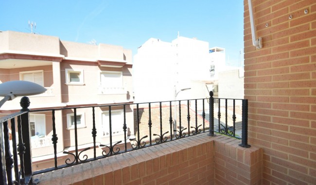 Resale - Apartment - Guardamar