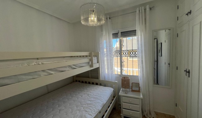 Resale - Bungalow - Punta Prima - Serena