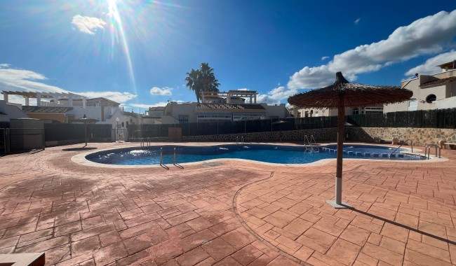 Resale - Bungalow - Punta Prima - Serena