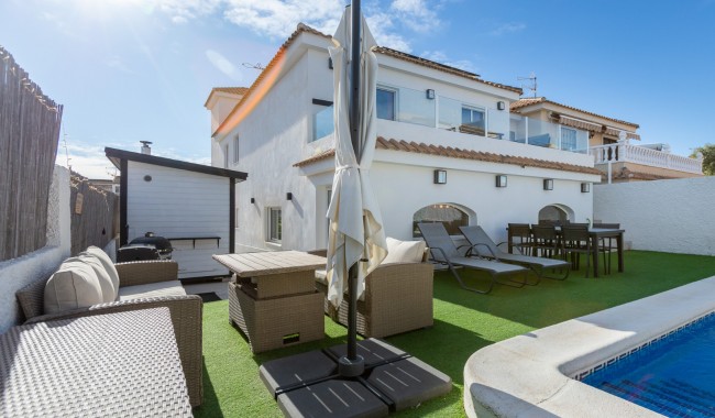 Brukt - Villa - Torrevieja - Los Balcones