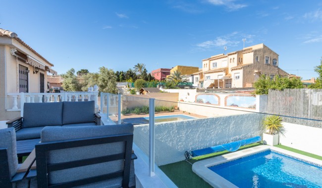 Brukt - Villa - Torrevieja - Los Balcones