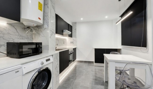 Segunda mano - Apartamento - Torrevieja - Centro