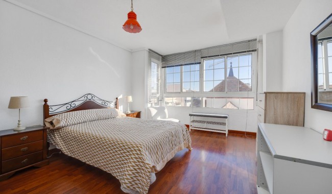 Segunda mano - Apartamento - Torrevieja - Centro