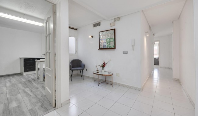 Segunda mano - Apartamento - Torrevieja - Centro