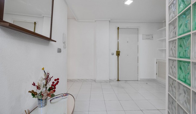 Segunda mano - Apartamento - Torrevieja - Centro